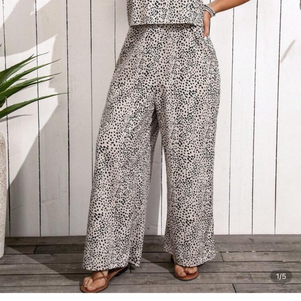 Stylish Black and White Polka Dot Jumpsuit